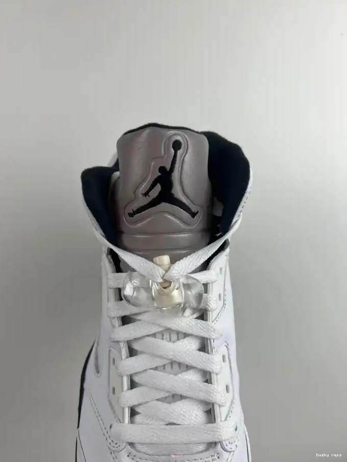 Cheap Husky AIR DD0587-110 5 RETRO JORDAN 'WHITE BLACK' 0625